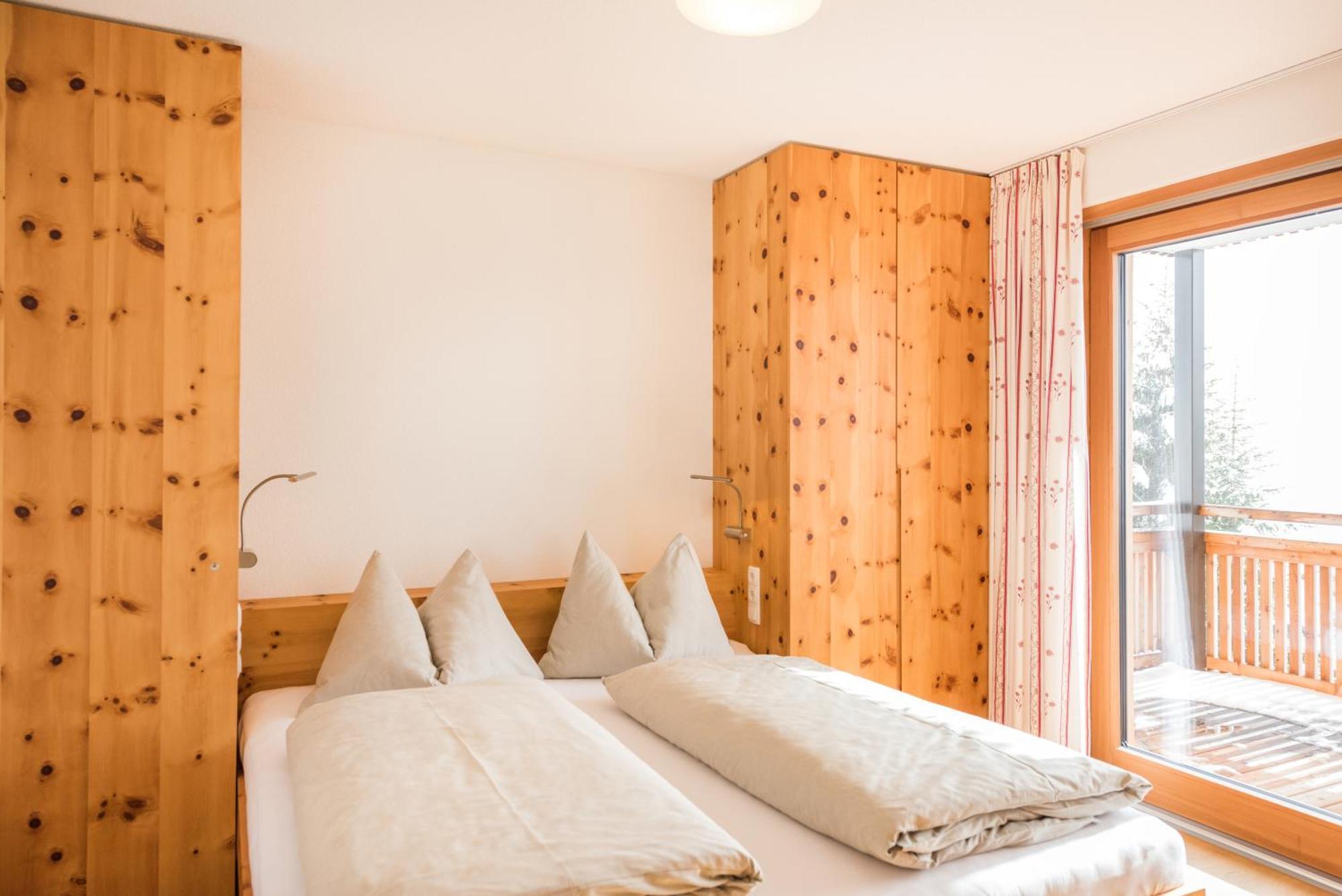 Damuels Appartements Esterno foto